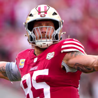 SANTA CLARA, CALIFORNIA - OCTOBER 04: George Kittle #85 of the San Francisco 49ers celebrates scoring a touchdown on a 56 yard pass play against the Denver Broncos in the fourth quarter of an NFL football game at Levi's Stadium on October 04, 2026 in Santa Clara, California. (Photo by Thearon W. Henderson/Getty Images)