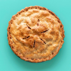 Pumpkin vs. Apple Pie