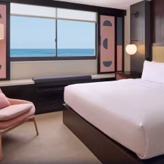 Hotel Renew
