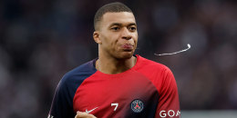 Las actitudes del delantero desde su anuncio de no continuar con el PSG han levantado muchas molestias en Francia.