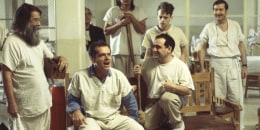 Michael Douglas y Danny DeVito en‘One Flew Over the Cuckoo’s Nest’ 