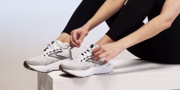 According to doctors, the average pair of running shoes should last between 300 and 500 miles.