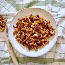 Sweet and Spicy Coconut Cashews