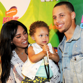 Ayesha Alexander, Riley Curry and Stephen Curry at Nickelodeon Kids' Choice Sports Awards 2014 on July 17, 2014 in Los Angeles, CA.