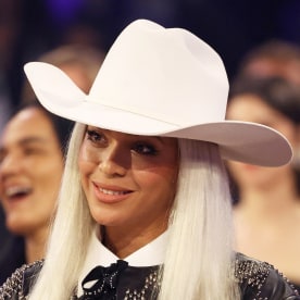 Beyoncé wears cowboy hat at 2024 Grammy Awards.