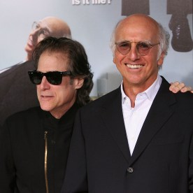 Actors Richard Lewis and Larry David arrive at the season 7 premiere for "Curb Your Enthusiasm" at the Paramount Theater on the Paramount Studios lot on September 15, 2009 in Hollywood, California.  