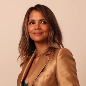 Halle Berry poses in the portrait studio during the Red Sea International Film Festival 2023 on December 06, 2023 in Jeddah, Saudi Arabia. 