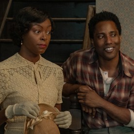 Danielle Deadwyler as Berniece and John David Washington as Boy Willie in The Piano Lesson. 