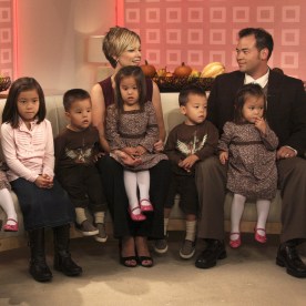 Kate Gosselin and Jon Gosselin along with their twin daughters and sextuplets on TODAY, October 2, 2007.