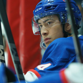 Heated Rivalry -  Hudson Williams as Shane Hollander in Episode 104 of Heated Rivalry. Cr. Sabrina Lantos © 2025