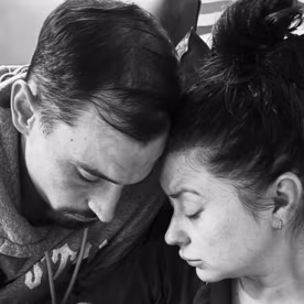 Holly Ditchfield and Aaron Summers shared the heartbreaking news that their twins died.