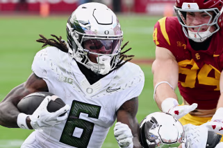 Oregon faced adversity early on when star quarterback Dante Moore suffered an injury, however, Dylan Raiola was able to fill in Moore's shoes and lead Oregon to an impressive 41-27 victory over USC.