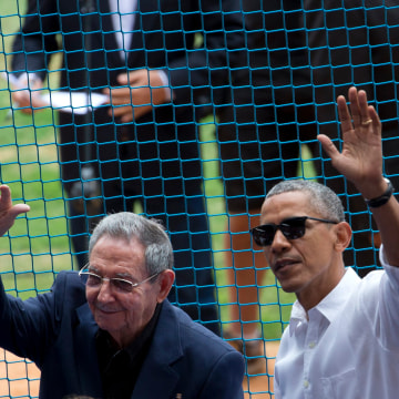 Image: Barack Obama, Raul Castro