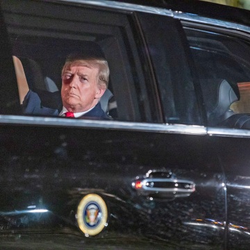 Image: Trump departs White House for Capitol Hill and his second State of the Union speech
