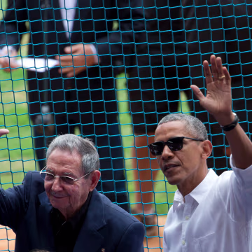 Image: Barack Obama, Raul Castro