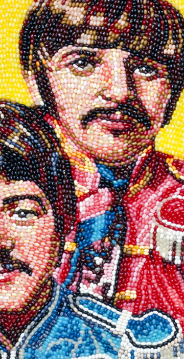 It took six weeks and more than 15,000 Jelly Belly jelly beans (including 51 different flavors) to create this gorgeous portrait of the music icons.