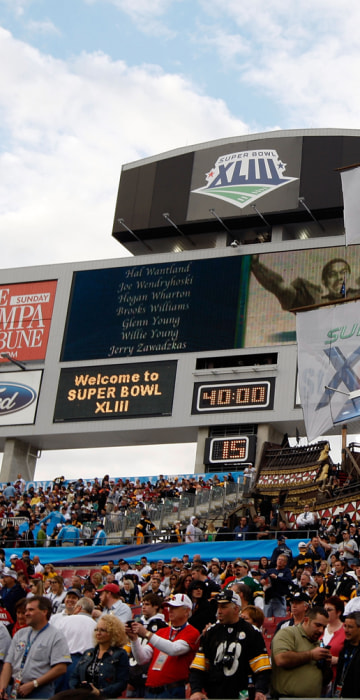 OFFICIAL SUPER BOWL XLIII NATIONAL PROGRAM (STEELERS VS. CARDINALS, 2009)