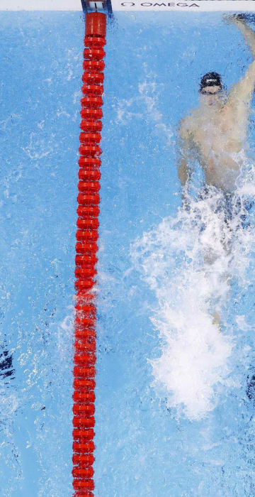 Image: Swimming - Men's 100m Backstroke Final