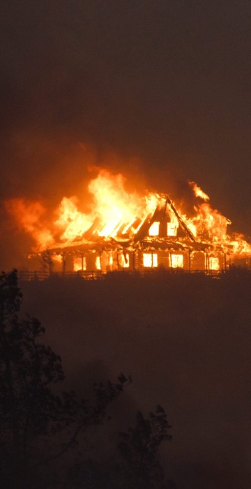 Image: Blue Cut Fire burns near Los Angeles, California