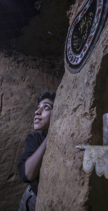 Image: Underground shelter in Douma