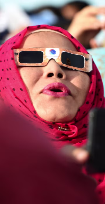 Image: INDONESIA-ASTRONOMY-ECLIPSE