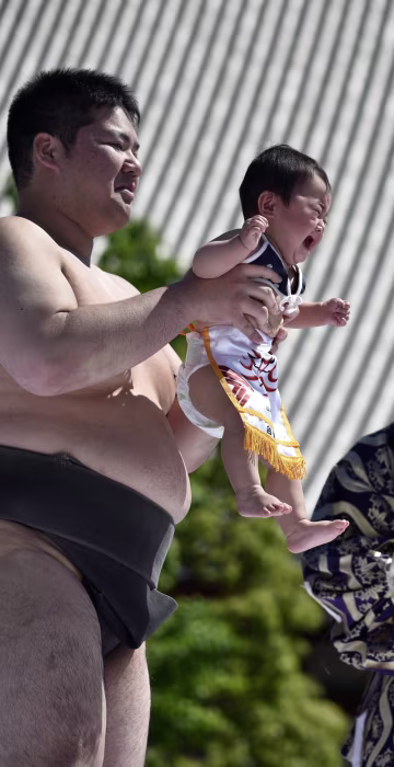 Image: Nakizumo Crying Baby Contest