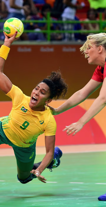 Image: HANDBALL-OLY-2016-RIO-NOR-BRA