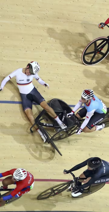 Image: Cycling Track - Women's Omnium 10km Scratch Race