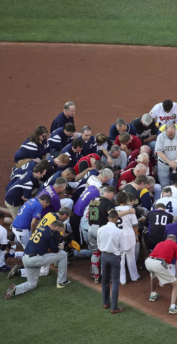 Image: *** BESTPIX *** BESTPIX Lawmakers Play In Congressional Baseball Game One Day After Shooting Incident *** BESTPIX ***