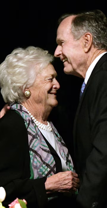 Image: Barbara Bush and George H.W. Bush