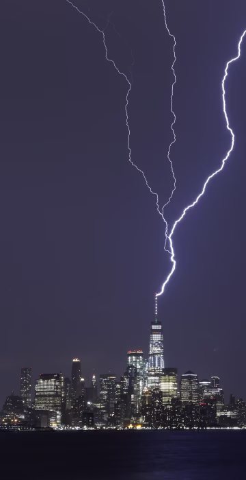 Image: Lightning Strikes One World Trade Center in New York City