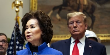 Elaine Chao with Donald Trump at the White House