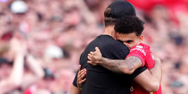 Jurgen_Klopp_Luis_Diaz_Liverpool_Abrazo_Despedida