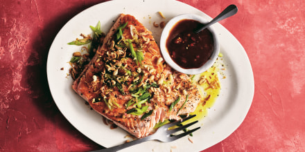 Grilled Salmon with Tamarind Dipping Sauce