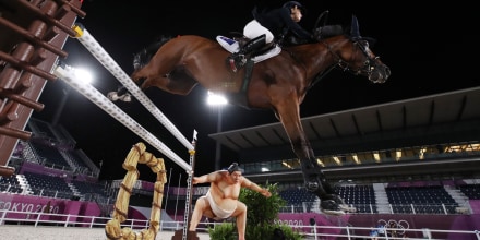 Image: Jumping Individual Qualifier