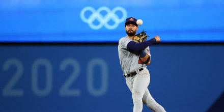 Image: Eddy Alvarez in action against Japan at the Tokyo Olympics on Aug. 2, 2021.