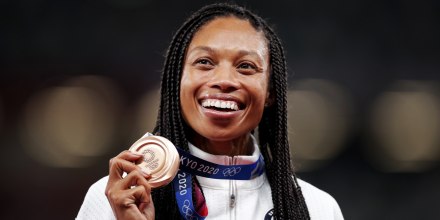Athletics - Women's 400m - Medal Ceremony