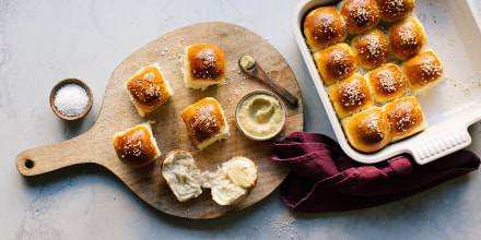 Pretzel Rolls