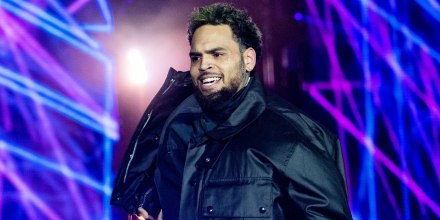 Chris Brown se presenta durante Rolling Loud en NOS Events Center diciembre de 2021