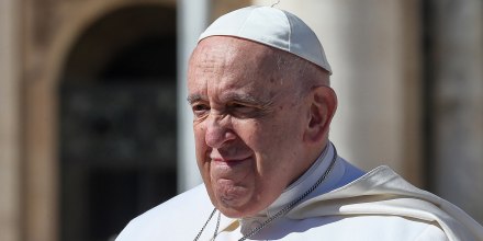 Pope Francis to spend several days in hospital after complaining of breathing difficulties
