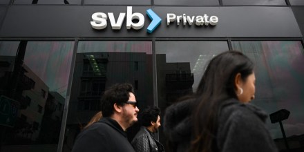Una sucursal de Silicon Valley Bank en Santa Mónica, California, el 20 de marzo de 2023.