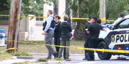 4 dead, including child, in 'domestic violence incident' in Orlando, police say