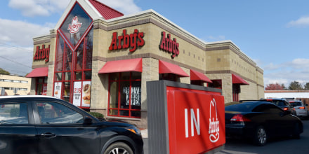 Un restaurante de la cadena de comida rápida Arby's en una foto de archivo de 2020.