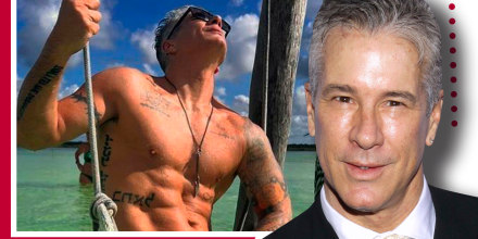 Fernando Carrillo muestra todo lo que Dios le dio y se desnuda frente al mundo entero