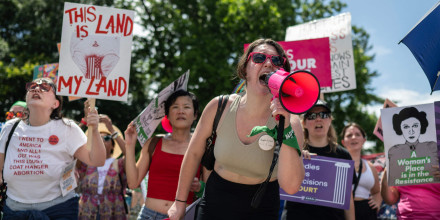 Image: Abortion rights demonstrators rally