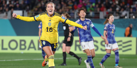 FIFA Women's World Cup Quarter-final - Japan vs Sweden