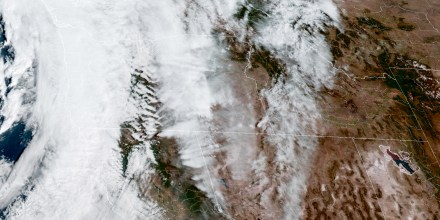 Rains pelt Pacific Northwest — and maybe end wildfire season