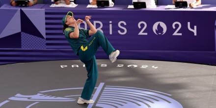 La B-Girl Raygun del equipo de Australia compitió el 9 de agosto en París. 