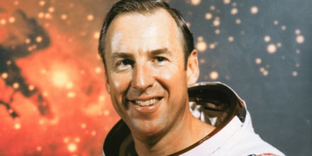 HeadlineImage