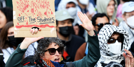 TOPSHOT-US-ISRAEL-PALESTINIAN-PROTEST